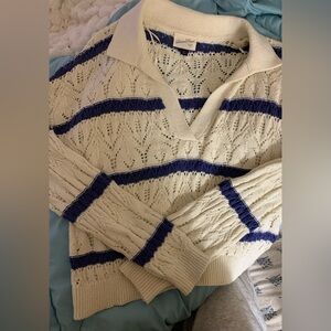 Universal Thread V-Neck Sweater in Cream and Navy